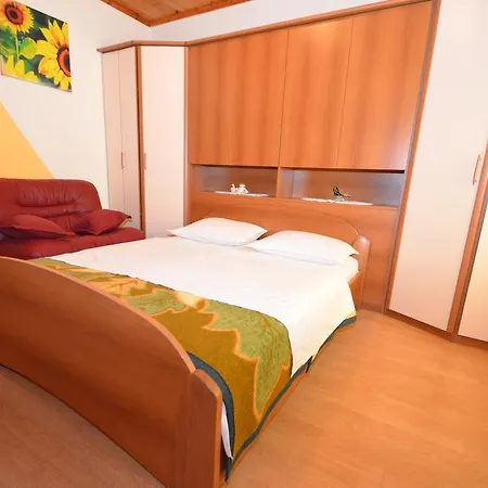 Apartments Europa Starigrad Room photo